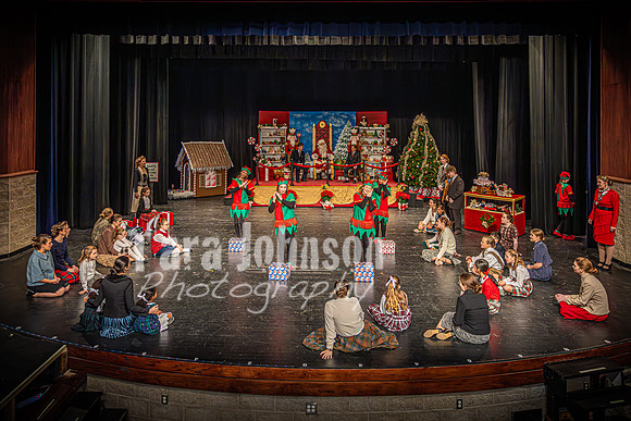 23 LHS Theatre - Elf Theatre - TJP (23 of 131)