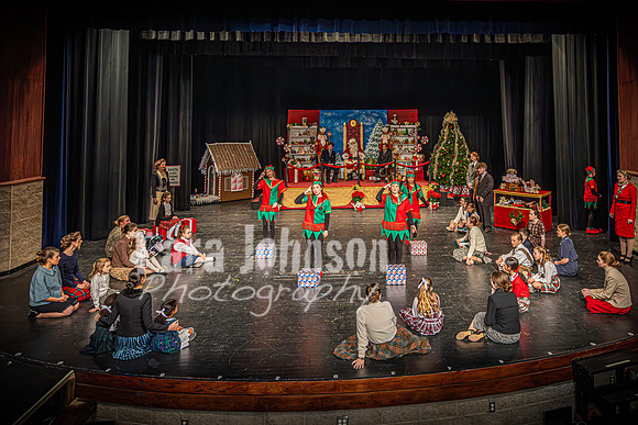 23 LHS Theatre - Elf Theatre - TJP (24 of 131)