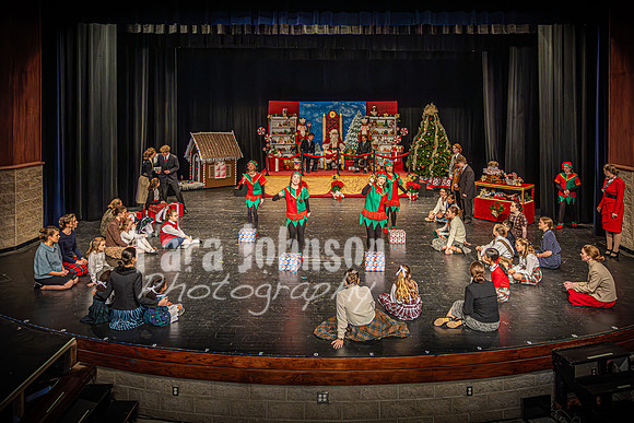 23 LHS Theatre - Elf Theatre - TJP (29 of 131)