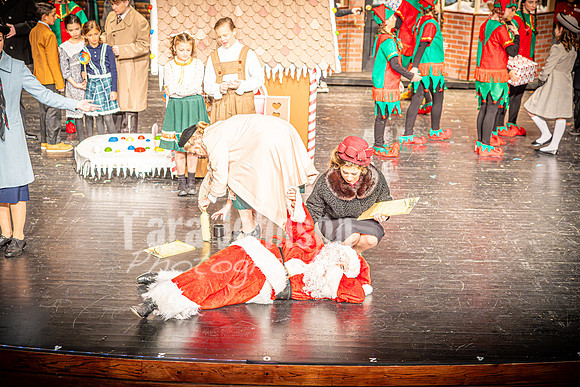23 LHS Theatre - Dress Rehearsal - TJP (74 of 604)