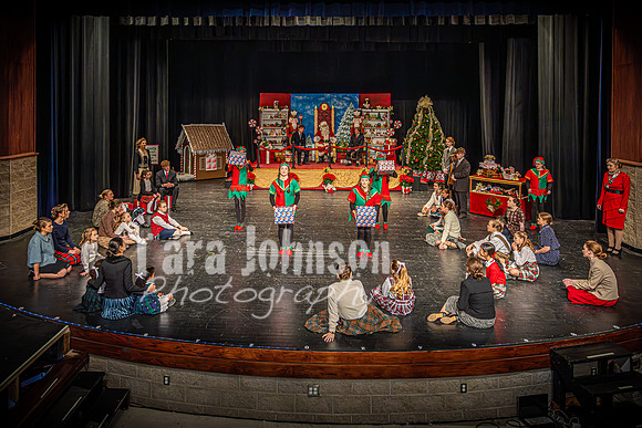 23 LHS Theatre - Elf Theatre - TJP (37 of 131)