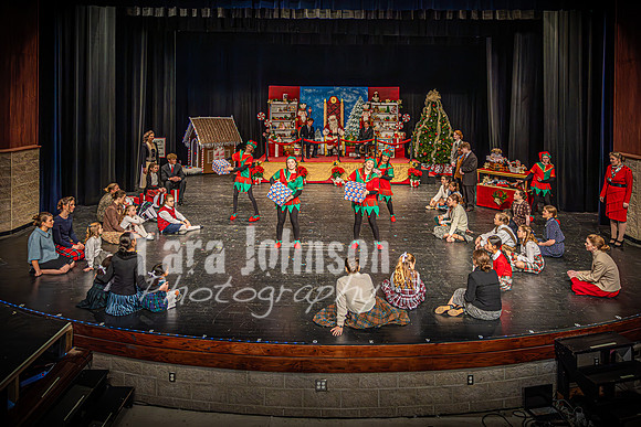 23 LHS Theatre - Elf Theatre - TJP (43 of 131)