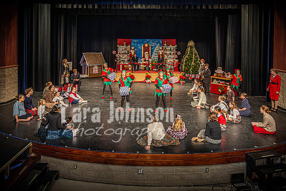 23 LHS Theatre - Elf Theatre - TJP (48 of 131)