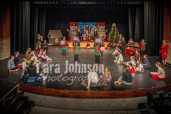 23 LHS Theatre - Elf Theatre - TJP (51 of 131)