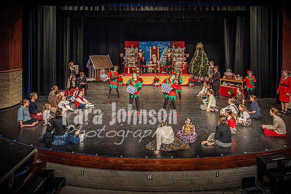 23 LHS Theatre - Elf Theatre - TJP (55 of 131)