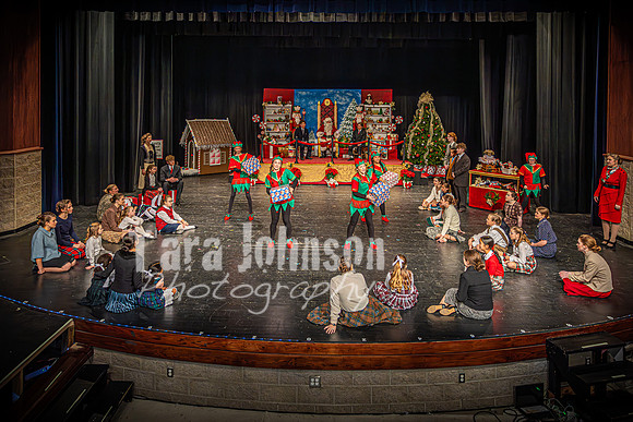 23 LHS Theatre - Elf Theatre - TJP (56 of 131)