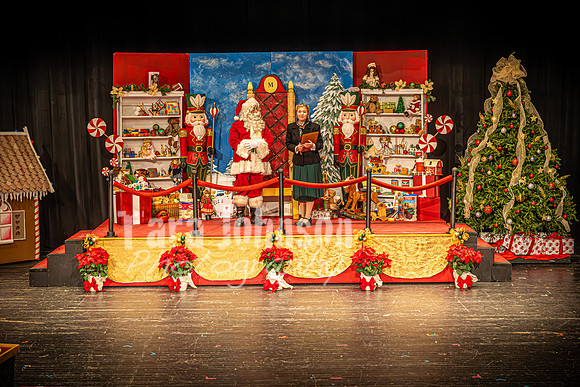 23 LHS Theatre - Dress Rehearsal - TJP (98 of 604)