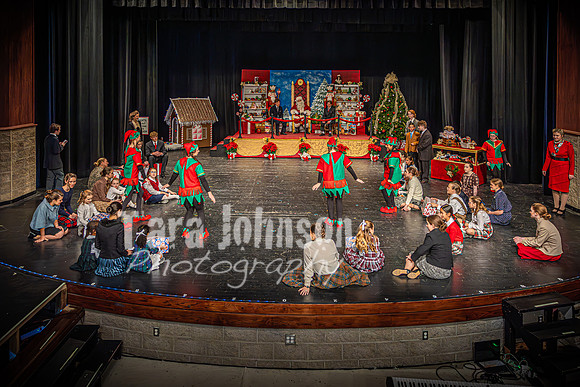 23 LHS Theatre - Elf Theatre - TJP (65 of 131)