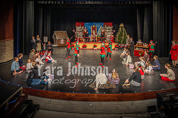 23 LHS Theatre - Elf Theatre - TJP (74 of 131)