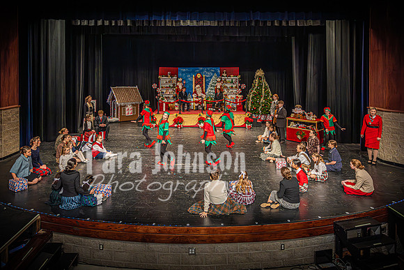 23 LHS Theatre - Elf Theatre - TJP (86 of 131)