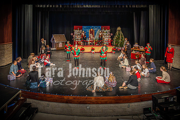 23 LHS Theatre - Elf Theatre - TJP (90 of 131)