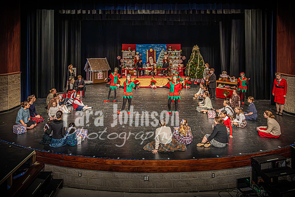 23 LHS Theatre - Elf Theatre - TJP (91 of 131)