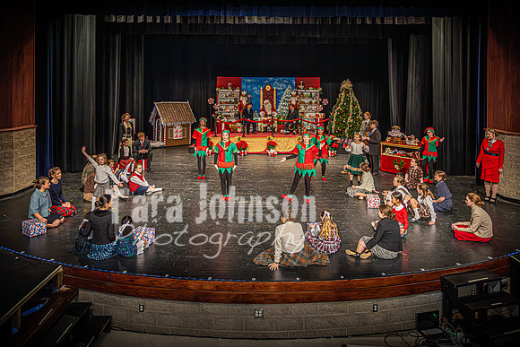 23 LHS Theatre - Elf Theatre - TJP (93 of 131)