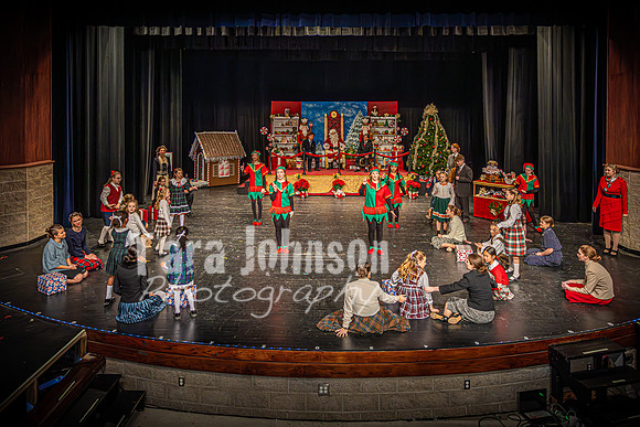 23 LHS Theatre - Elf Theatre - TJP (97 of 131)