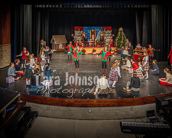 23 LHS Theatre - Elf Theatre - TJP (101 of 131)