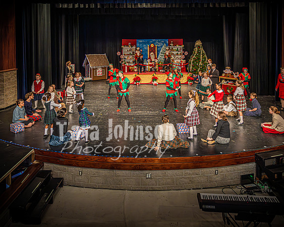 23 LHS Theatre - Elf Theatre - TJP (102 of 131)