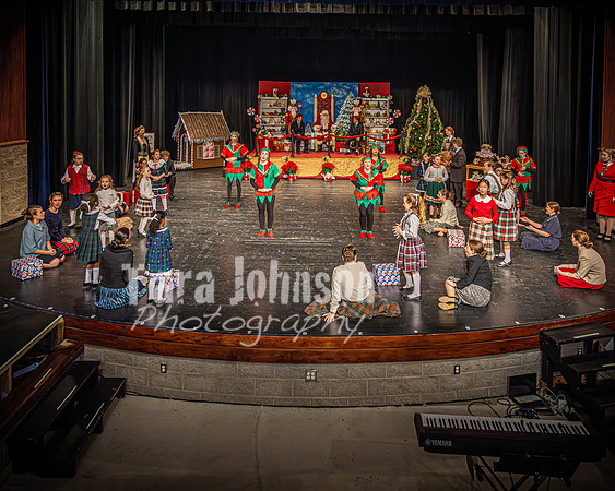 23 LHS Theatre - Elf Theatre - TJP (108 of 131)
