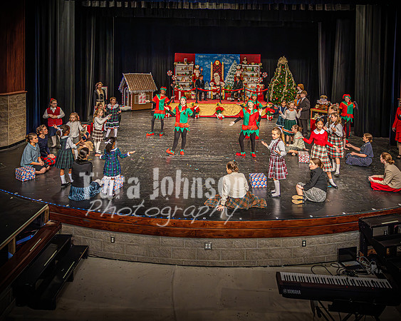 23 LHS Theatre - Elf Theatre - TJP (109 of 131)