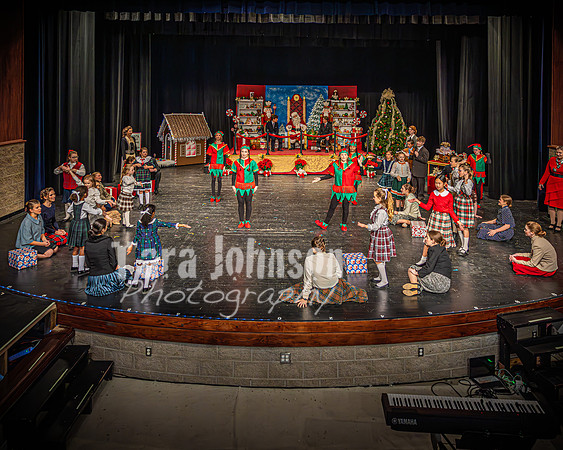 23 LHS Theatre - Elf Theatre - TJP (111 of 131)