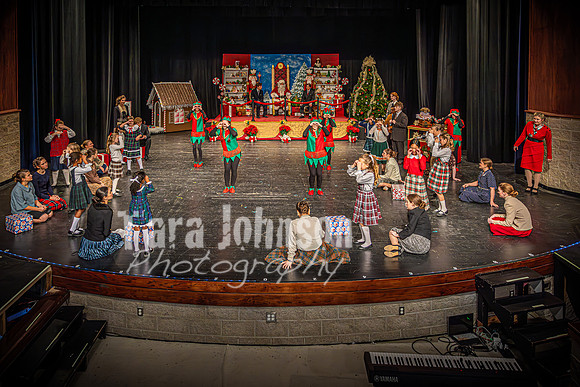 23 LHS Theatre - Elf Theatre - TJP (114 of 131)