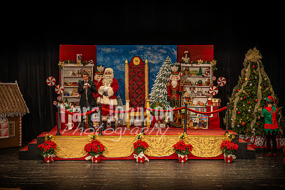 23 LHS Theatre - Dress Rehearsal - TJP (188 of 604)