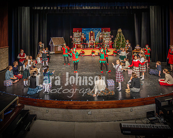 23 LHS Theatre - Elf Theatre - TJP (122 of 131)