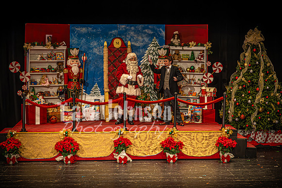 23 LHS Theatre - Dress Rehearsal - TJP (192 of 604)