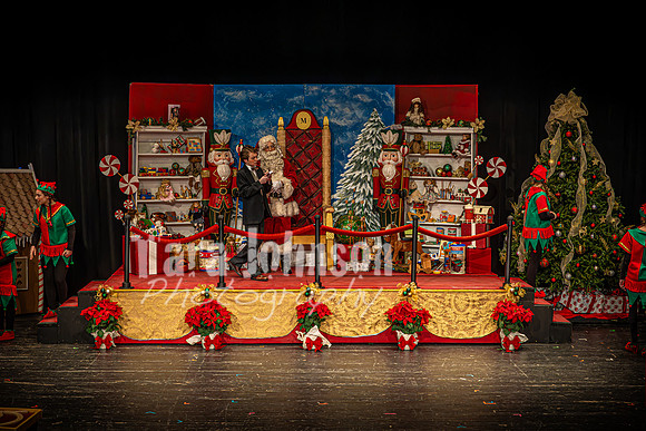 23 LHS Theatre - Dress Rehearsal - TJP (198 of 604)