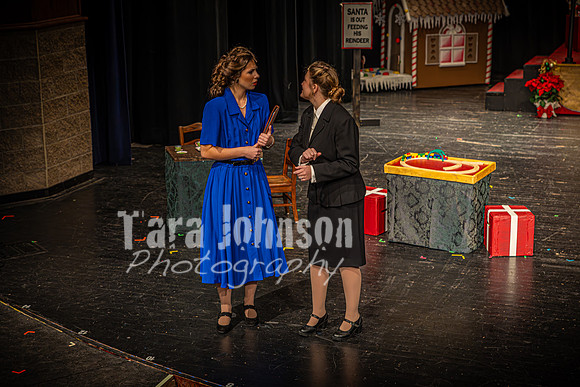 23 LHS Theatre - Dress Rehearsal - TJP (207 of 604)