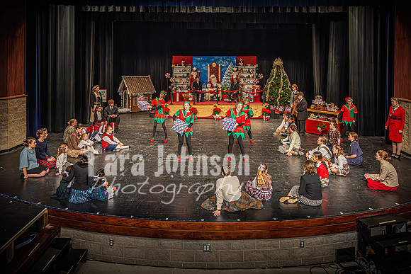 23 LHS Theatre - Elf Theatre - TJP (45 of 131)