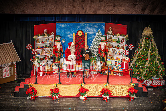 23 LHS Theatre - Friday Night - TJP (64 of 581)