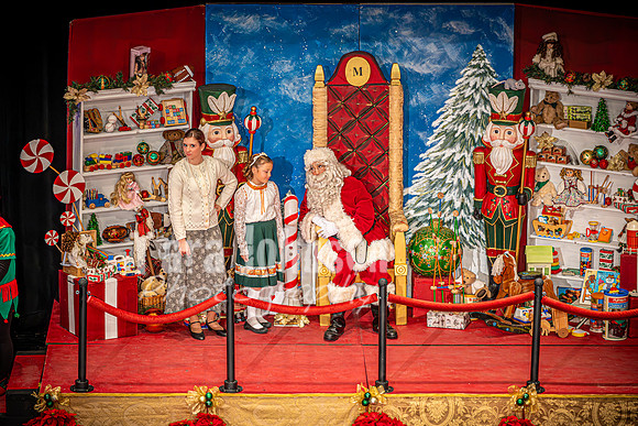 23 LHS Theatre - Friday Night - TJP (89 of 581)