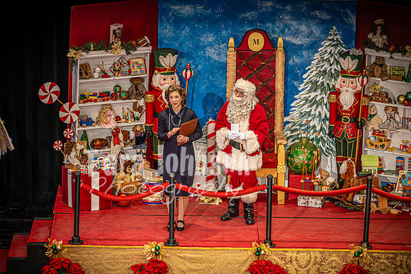 23 LHS Theatre - Friday Night - TJP (103 of 581)