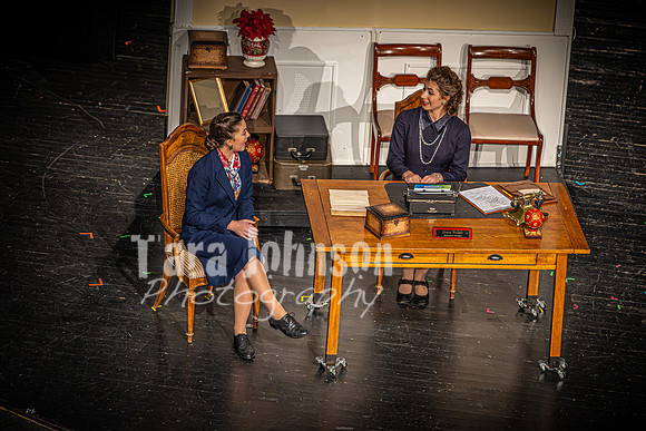 23 LHS Theatre - Friday Night - TJP (131 of 581)