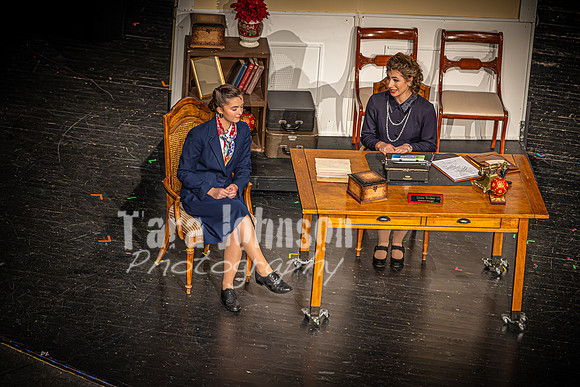 23 LHS Theatre - Friday Night - TJP (134 of 581)