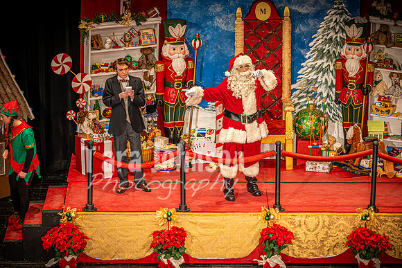 23 LHS Theatre - Friday Night - TJP (145 of 581)