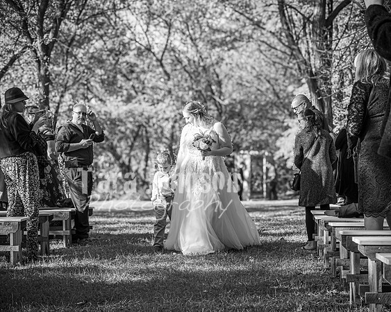Michael & Ashlee McGrath - Complete - BW - TJP (88 of 428)