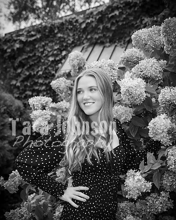 Liv Robins - BW - TJP (14 of 72)