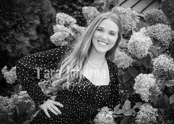 Liv Robins - BW - TJP (15 of 72)