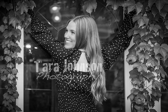 Liv Robins - BW - TJP (22 of 72)