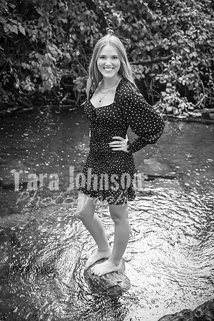 Liv Robins - BW - TJP (32 of 72)