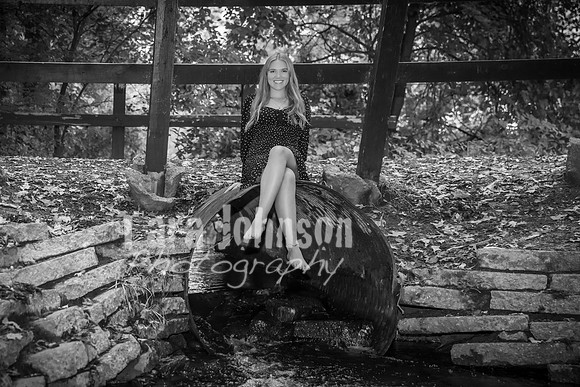 Liv Robins - BW - TJP (35 of 72)