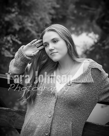 Liv Robins - BW - TJP (54 of 72)