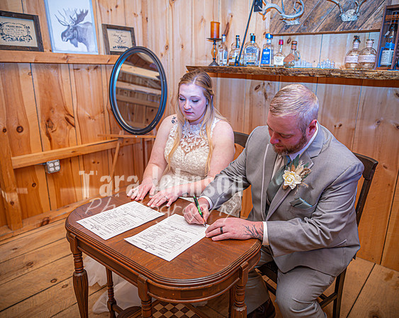 Michael & Ashlee McGrath - The Certificate - TJP (3 of 10)