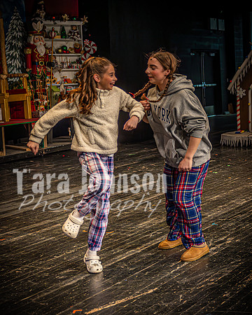 23 LHS Theatre - 34th - Behind the Scenes - TJP & MV (15 of 331)
