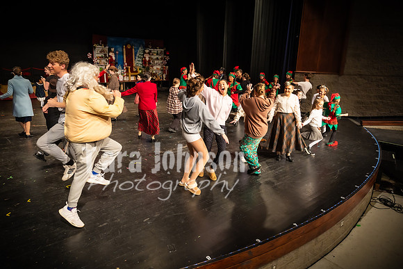 23 LHS Theatre - 34th - Behind the Scenes - TJP & MV (87 of 331)