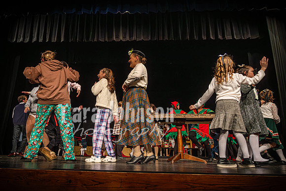 23 LHS Theatre - 34th - Behind the Scenes - TJP & MV (98 of 331)