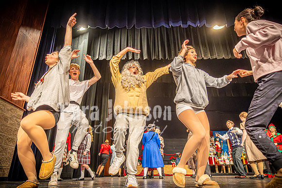 23 LHS Theatre - 34th - Behind the Scenes - TJP & MV (164 of 331)