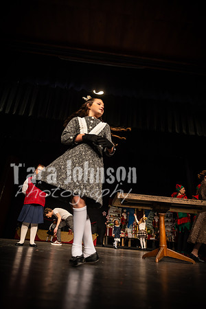 23 LHS Theatre - 34th - Behind the Scenes - TJP & MV (254 of 331)
