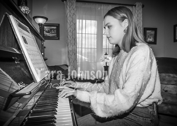 Norah Armijo - BW - TJP (55 of 77)